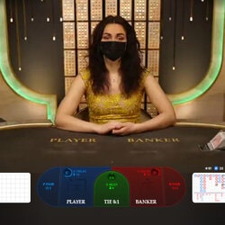 Croupiere en studio du jeu de baccara en live Peek Baccarat