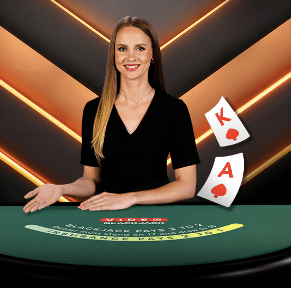 Croupière à la table Video Blackjack d'Ezugi