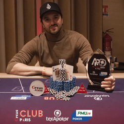 Jonathan Hubert le gagnant du tournoi APO 750 au Club Circus de Paris