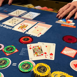 Poker en cash game a l'Imperial Club Paris